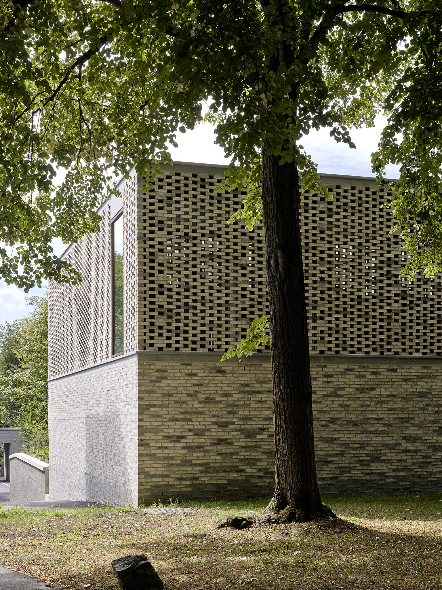 E17642 Alpa 066836 SCREEN 170828